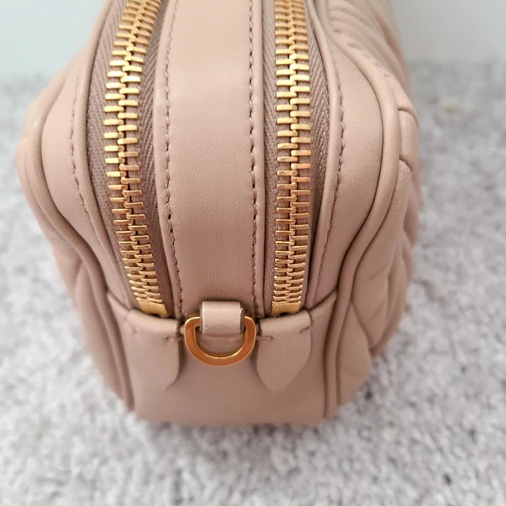 Miu Miu Matelassé crossbody bag - Picture 6 of 10